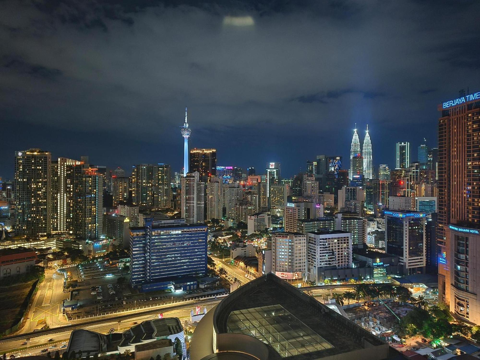 Lucentia Suites Klcc By City View Куала-Лумпур Екстер'єр фото