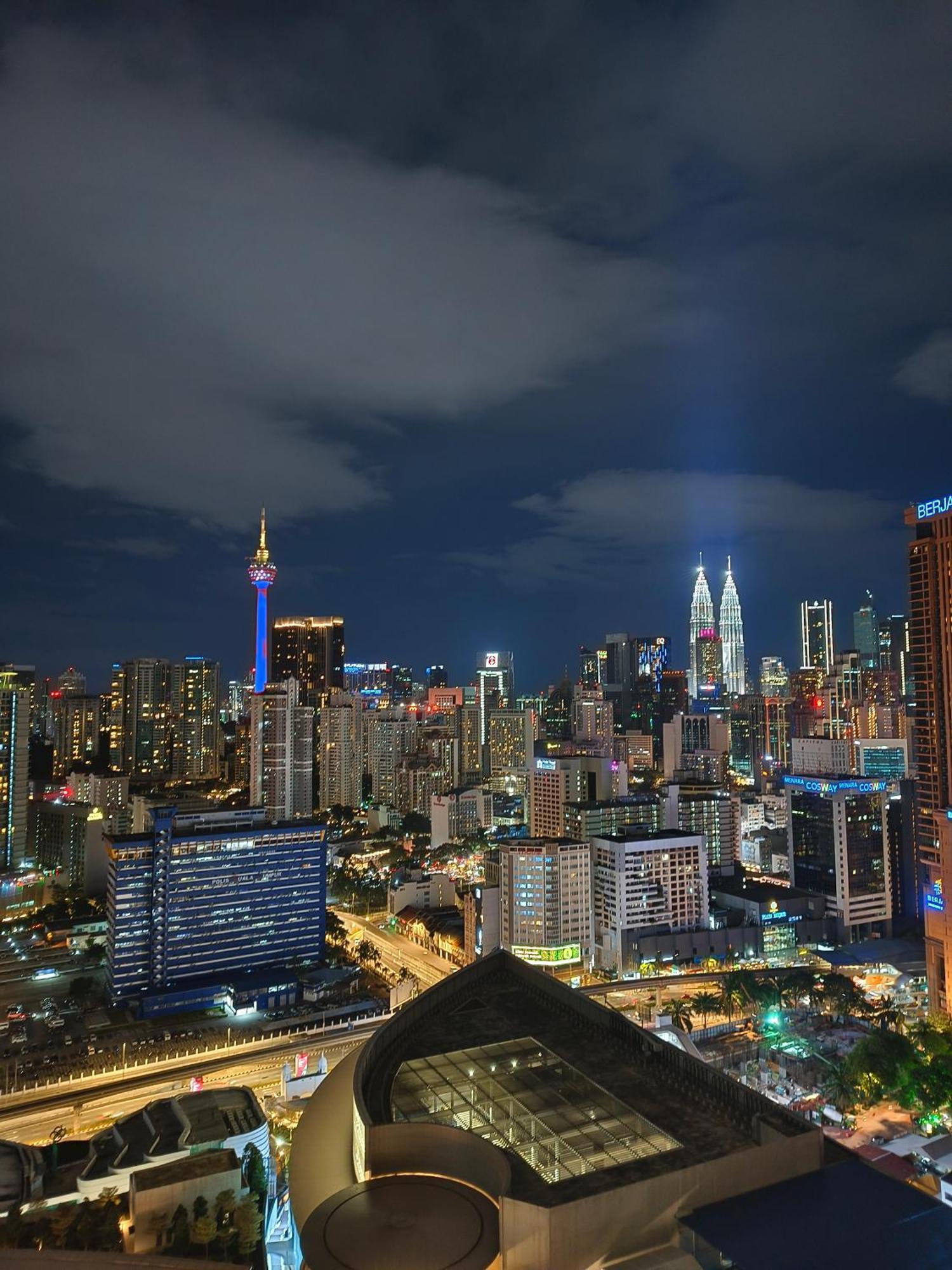 Lucentia Suites Klcc By City View Куала-Лумпур Екстер'єр фото
