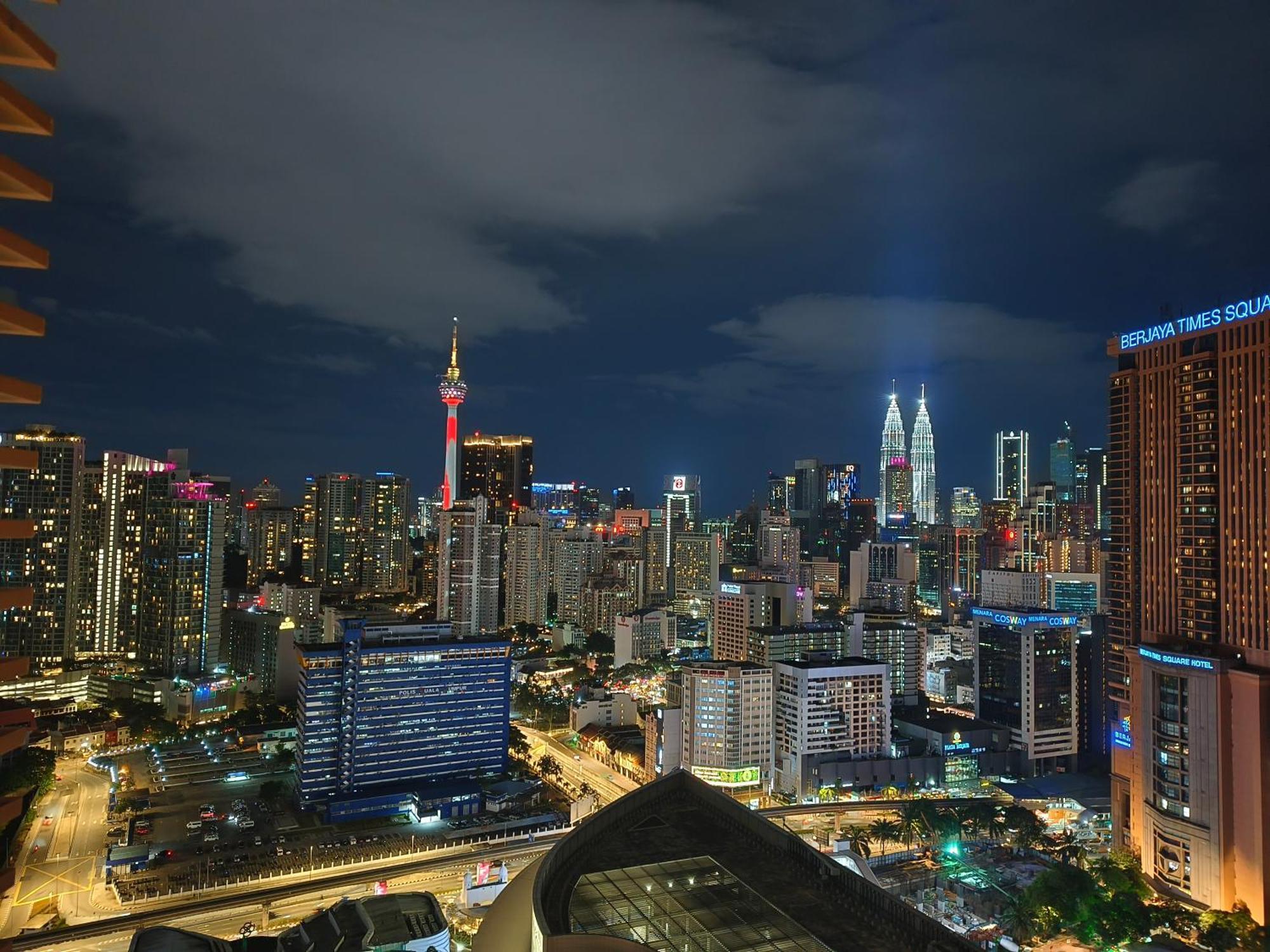 Lucentia Suites Klcc By City View Куала-Лумпур Екстер'єр фото