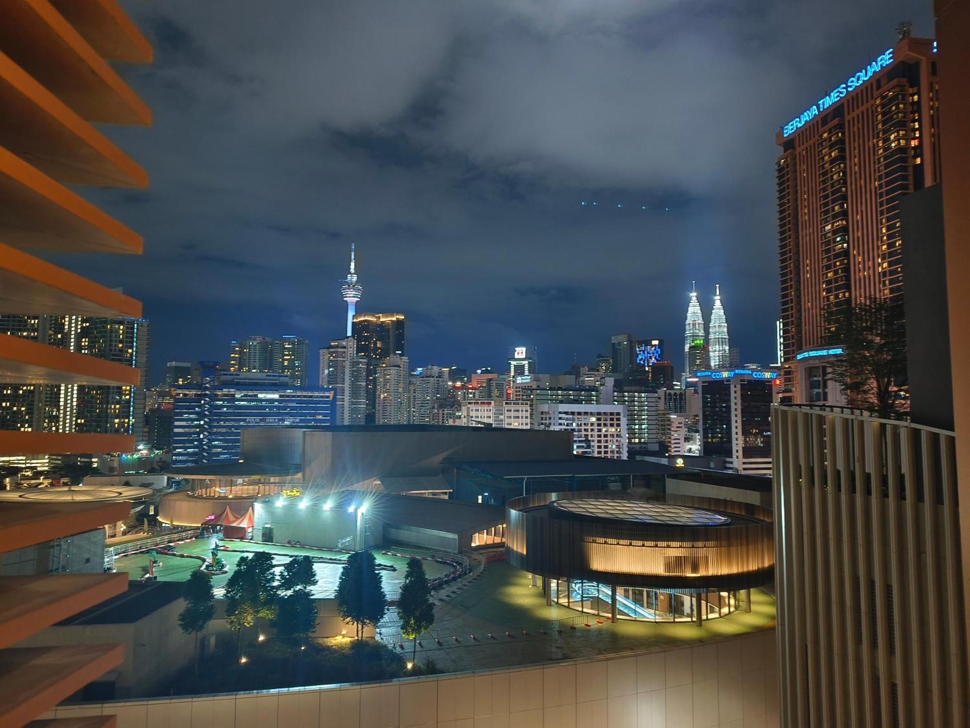 Lucentia Suites Klcc By City View Куала-Лумпур Екстер'єр фото