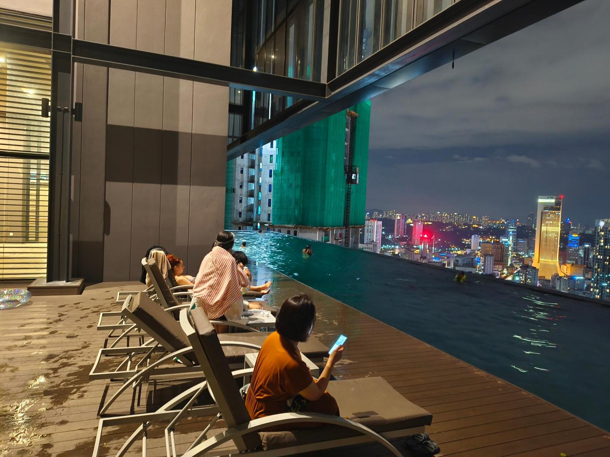 Lucentia Suites Klcc By City View Куала-Лумпур Екстер'єр фото